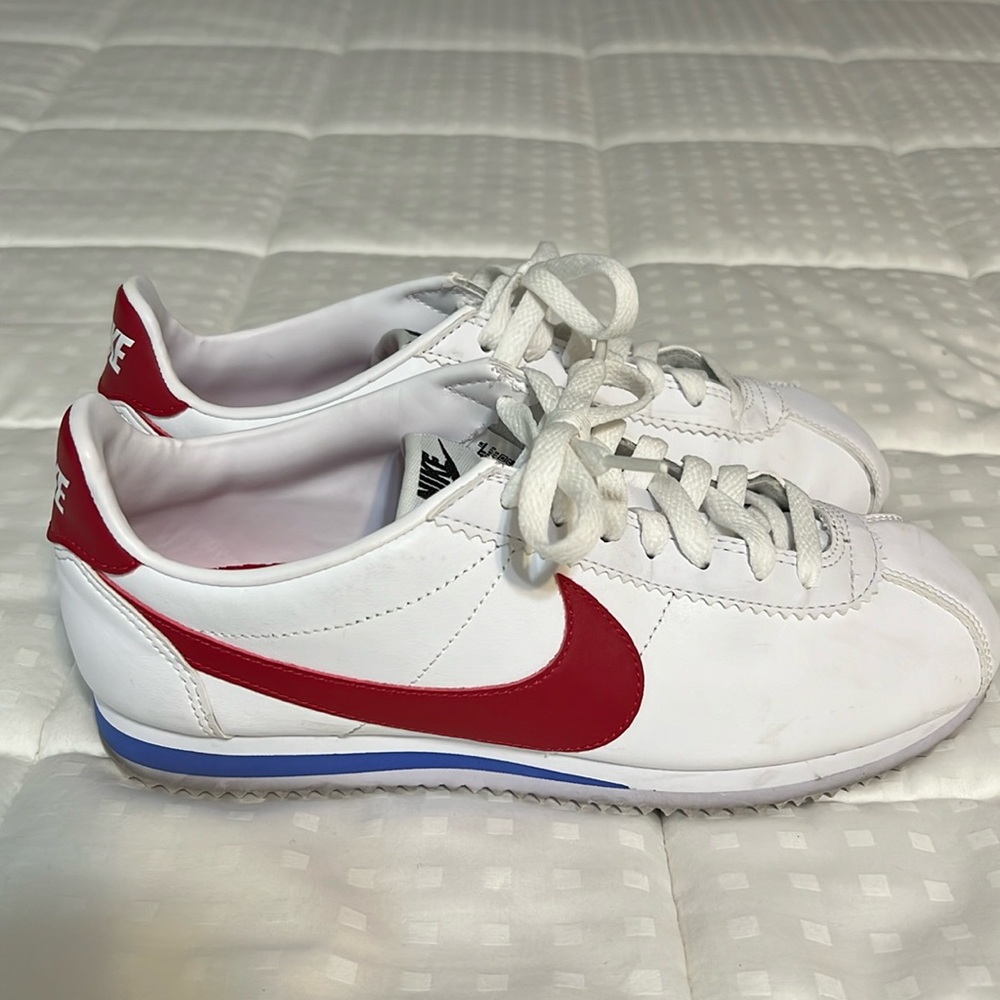 Nike Women’s Classic Cortez Leather - Size 7.5